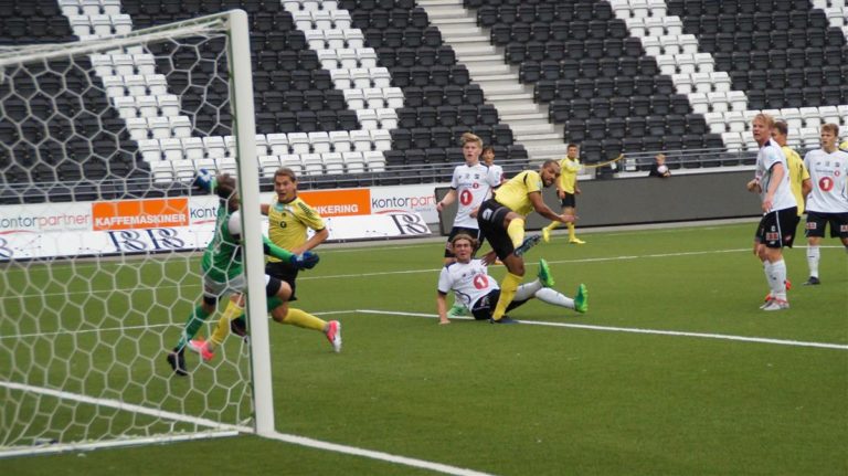 Avd. 1: Kampanalyser/fakta 15.runde: Odd 3 fikk juling av Moss FK! Tapte 0-8 hjemme!