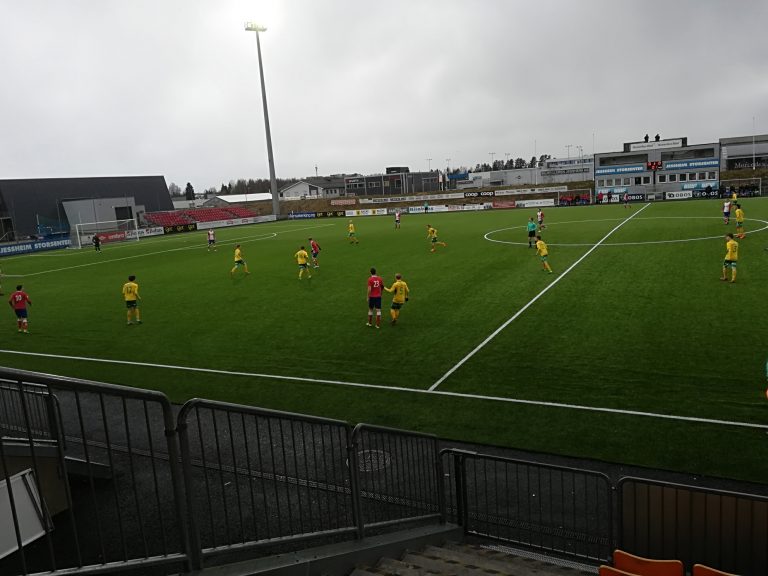 4.div: Fu/Vo fikk kjørt seg i 2.omg, men avgjorde på slutten og vant 4-2 på Jessheim 4.div: Fu/Vo fikk kjørt seg i 2.omg, men avgjorde på slutten og vant 4-2 på Jessheim