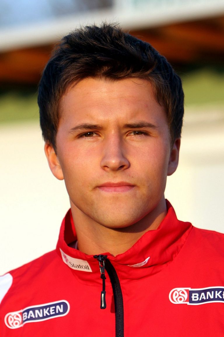 Stian Ringstad signerer for Ull/Kisa