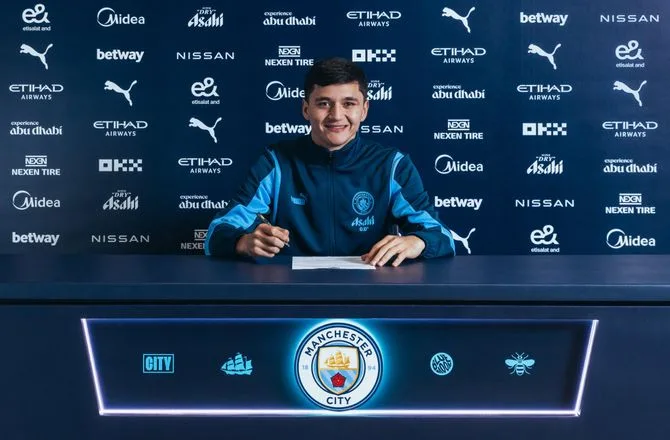 OFFISIELT: Manchester City presenterer første januarsignering