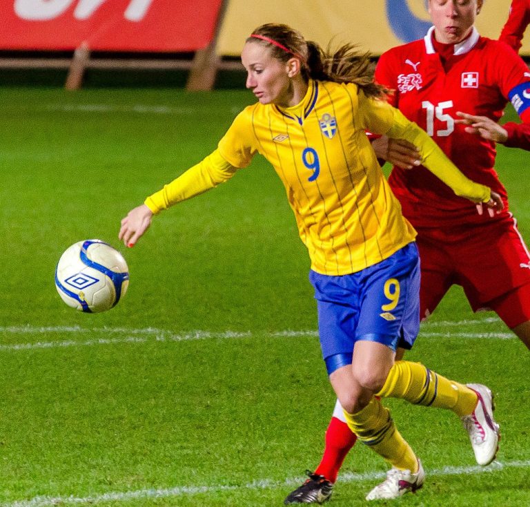 Etter uværspause: Sverige slo Chile Etter uværspause: Sverige slo Chile