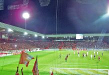 Julian Ryerson forlenger med Union