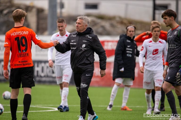 -Har full tillit til Kåre -Har full tillit til Kåre