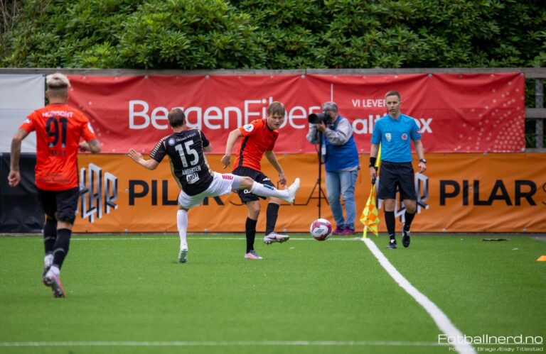 Brann-tenåring ute i flere uker