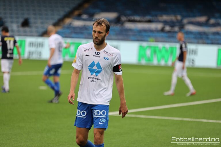 Flere fotballprofiler på UEFAs B-trenerkurs Flere fotballprofiler på UEFAs B-trenerkurs