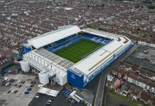 Fire Premier League-klubber risikerer poengstraff: Stramme økonomiske rammer truer Premier League-klubber som Everton og Nottingham Forest kan miste verdifulle poeng på grunn av økonomiske brudd.